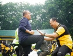 Pj. Bupati Langkat Bersama Wakapolda Sumut Ajak Warga Jaga Kesehatan Melalui Power Fit Party di Alun-alun Stabat