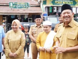Syah Afandin Serahkan Bantuan untuk Haul Tuan Guru Besilam ke-102