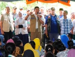 Kepala BNPB Tinjau Langsung Banjir Langkat, Pastikan Penanganan Pasca Banjir Dengan Cepat